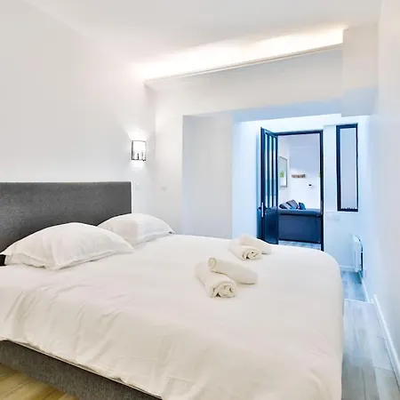 Apartment Jolie Pres Du Metro